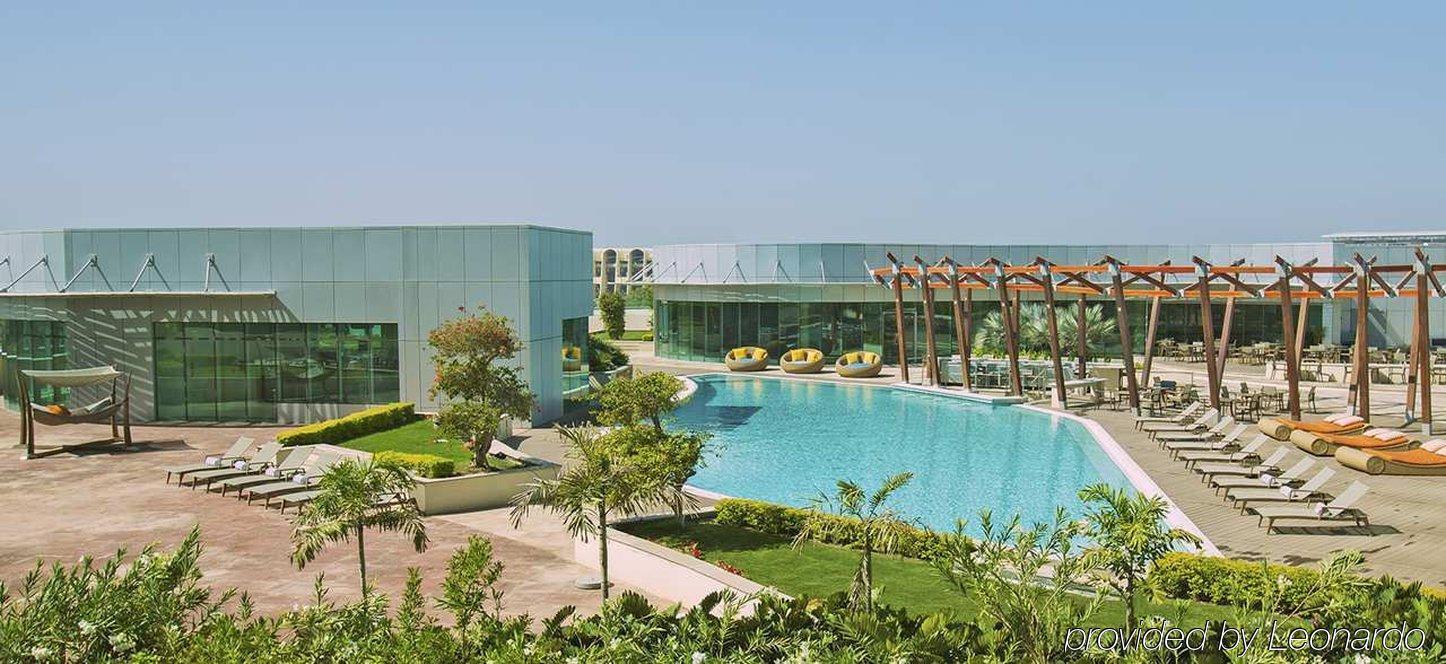 Millennium Al Rawdah Hotel Абу-Даби Экстерьер фото